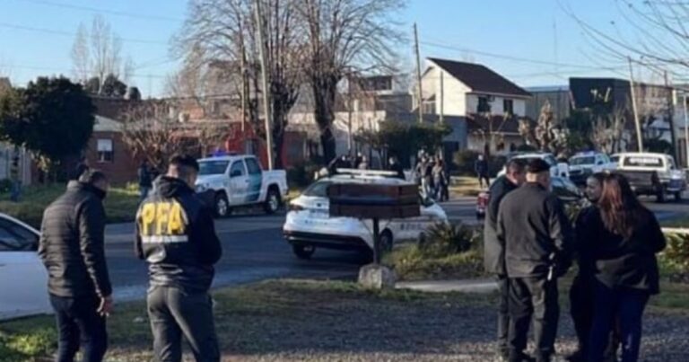 Un motochorro murió y otro fue detenido tras un intento de robo a dos policías en Quilmes