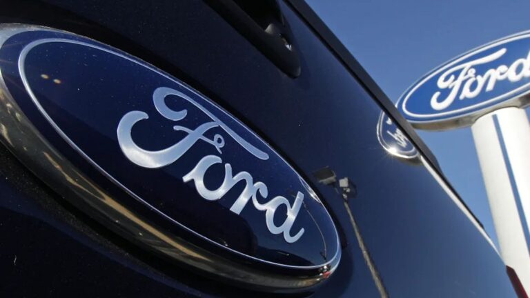 Ford retira 850.000 autos en Estados Unidos por una posible falla