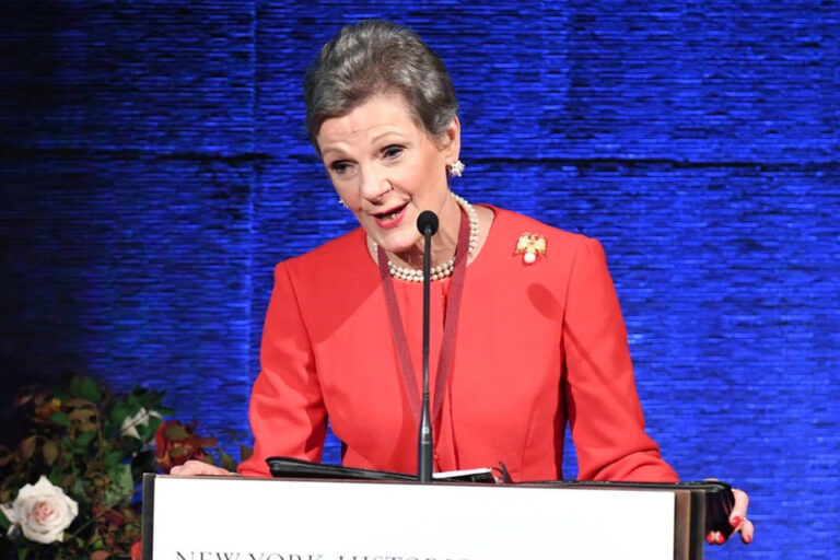 Los buitres insisten con YPF