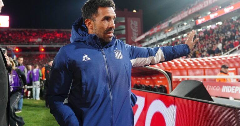 La vuelta de Tevez a cancha de Independiente: de las criticas por los «malos refuerzos» a los agradecimientos por agarrar un fierro caliente