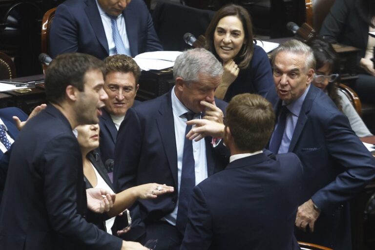 Los gobernadores no le aflojan a Milei y quieren aprobar ATN, Garrahan y rechazo a los vetos