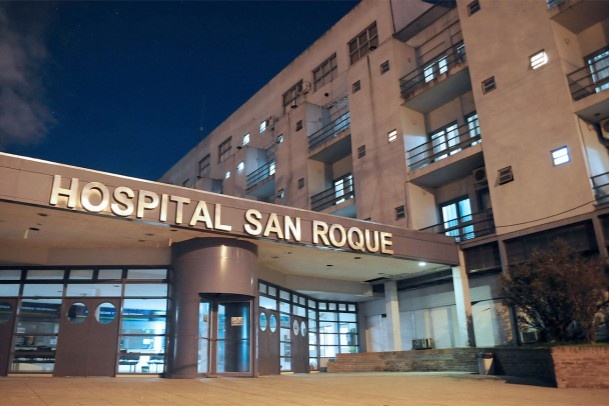 Dos ladrones balearon a una cajera de un supermercado de La Plata