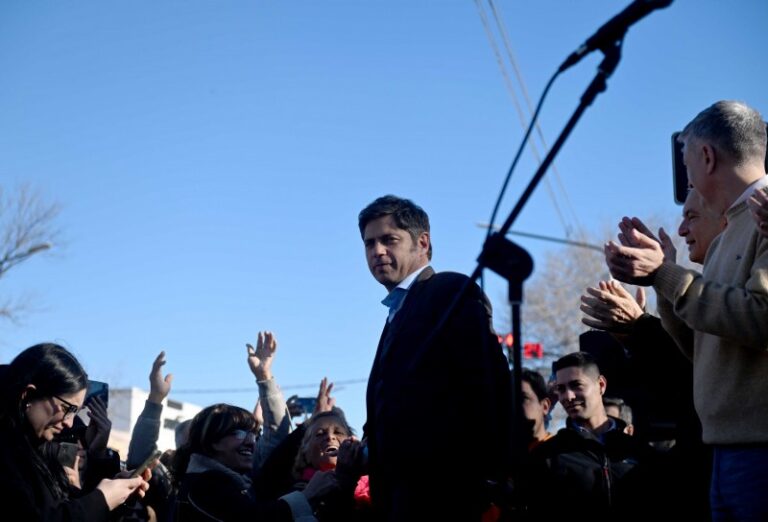 Encuesta: el peronismo ganaría en septiembre y crece el rechazo a Milei en la provincia