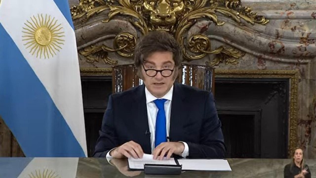 Javier Milei aseguró que la suba del dólar no impacta en los precios