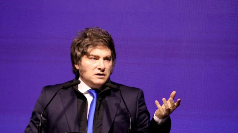 Javier Milei explicó la raíz de la inflación y denunció la «adicción al déficit fiscal»