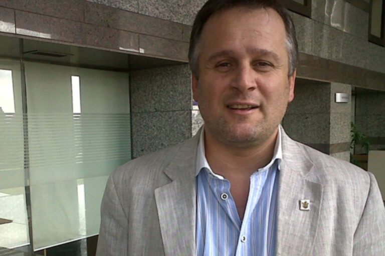 Córdoba: juicio a exfuncionario radical por coimas a cambio de dinero para campaña