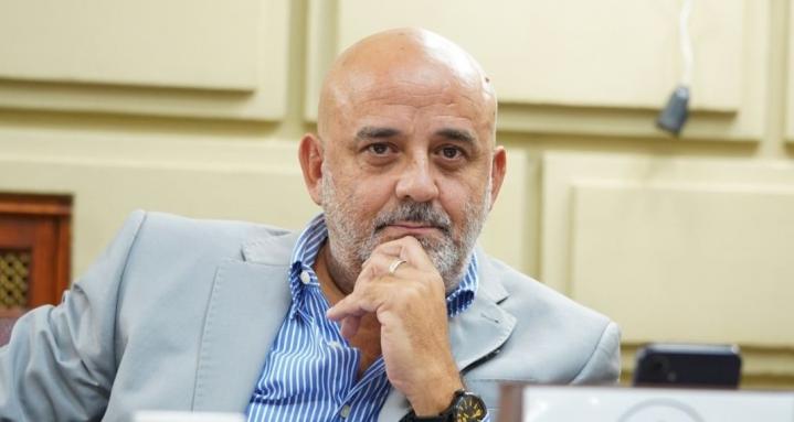 Palo Oliver: ?Pullaro eligió como enemigos a los trabajadores?