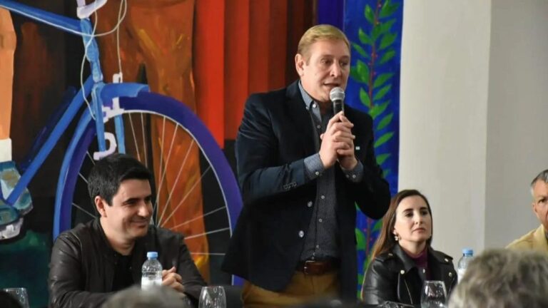 El peronismo santafesino reunió a sus tribus pero la unidad todavía está lejos