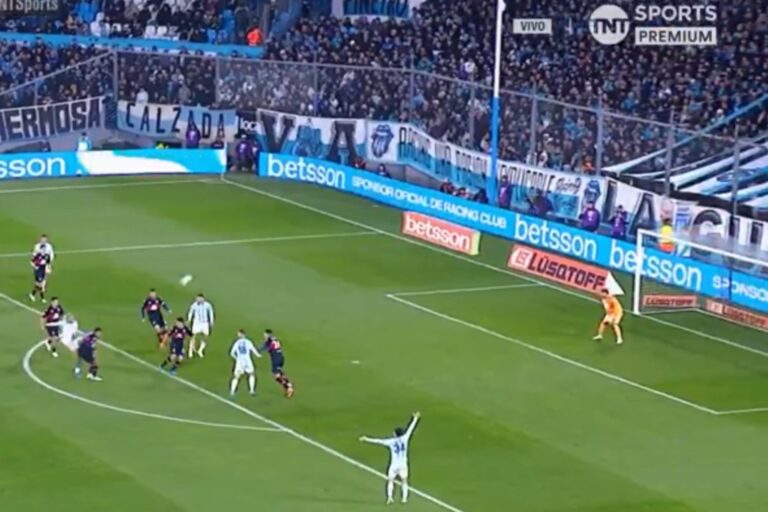 El golazo de Rocky Balboa para Racing contra Tigre por el Torneo Clausura