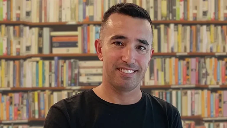 Alvear: en la víspera del Día del Lector, se viene la 1 Feria del Libro