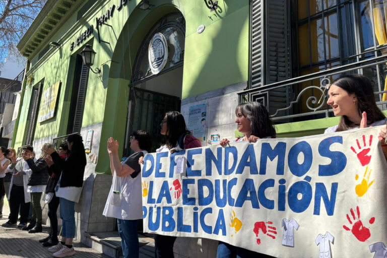 Contra la fusión de escuelas