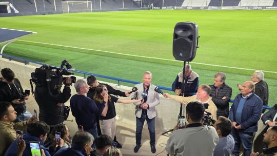 Dirigentes, dirigentes: la canción inédita de la era Fassi