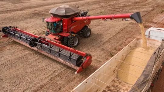 Bancor y el Gobierno de Córdoba lanzan $30 mil millones en créditos para potenciar el campo