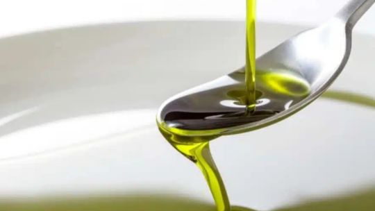 ANMAT canceló la venta de dos aceites de oliva por irregularidades