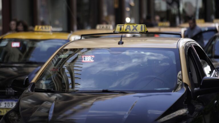 Quedaron en libertad los cinco taxistas acusados de intentar matar a golpes a un pasajero