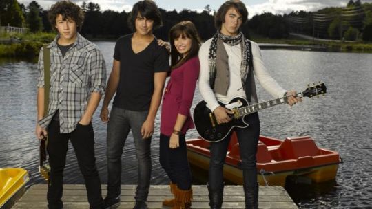 Los Jonas están filmando Camp Rock 3!