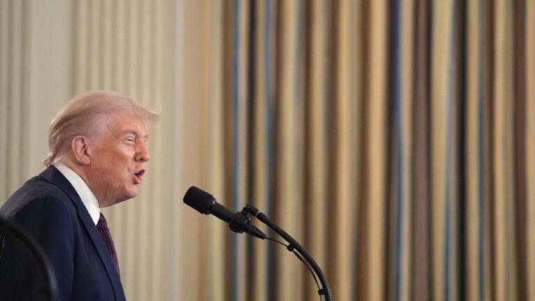 Trump anunció un arancel del 100 % a las películas hechas fuera de Estados Unidos