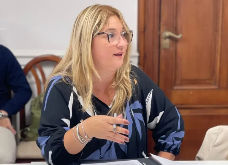 El bloque de Granata en la Legislatura se partió y tres de los siete diputados armarán bancada propia