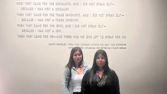 Estudiante argentina premiada con La Rosa Blanca por su valiente lucha contra la discriminación