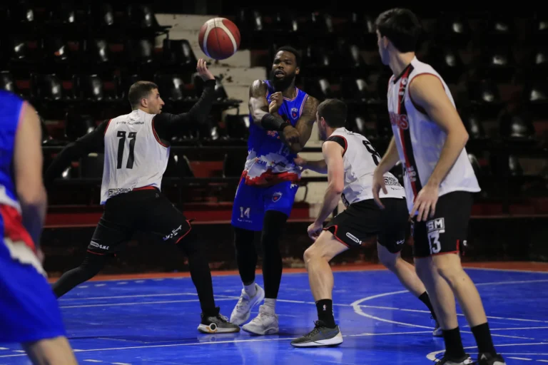 Tiempo de playoffs en la Primera A rosarina: apasionantes cruces para el viernes