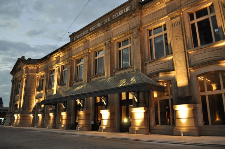 ?Santa Fe se Viste? para impulsar el comercio local