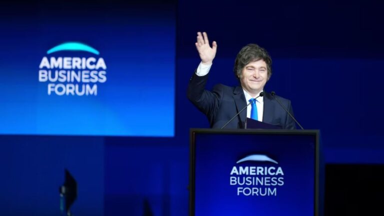 El reconocimiento de Javier Milei a Lionel Messi: «Yo también puedo felicitar a un zurdo»