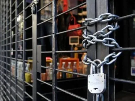 El Gobierno decreta el cierre de dos importantes empresas de seguro por irregularidades