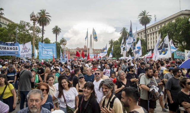 La CGT prepara marcha contra la reforma laboral: para Bullrich, será «pacífica»