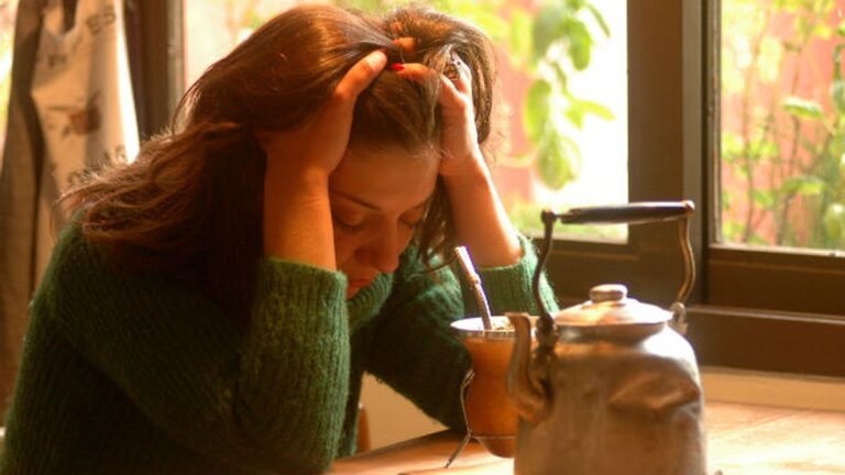 Salud mental: advierten un notorio incremento de suicidios, consumos problemáticos y ludopatía digital