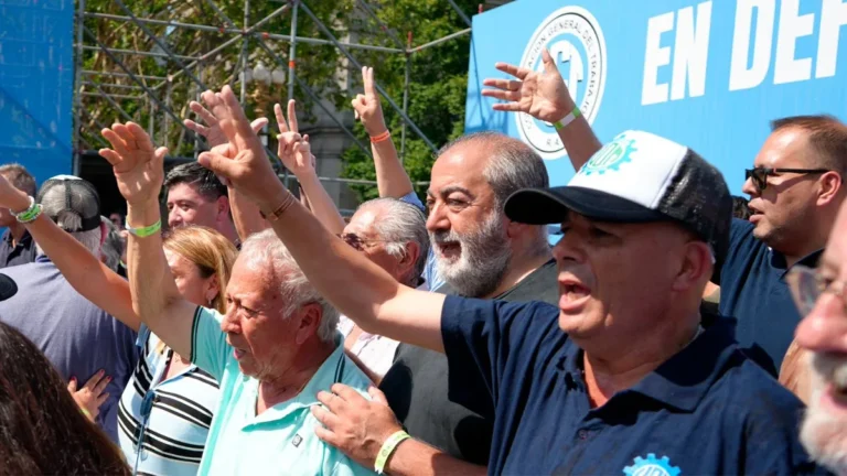 La CGT rechazó el decreto sobre la SIDE: Son reformas arbitrarias, regresivas y peligrosas