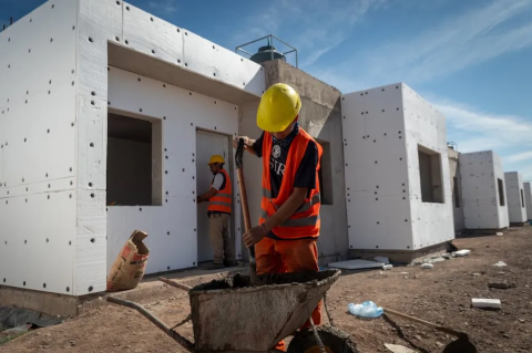 La construcción se hundió 4,1% mensual en noviembre