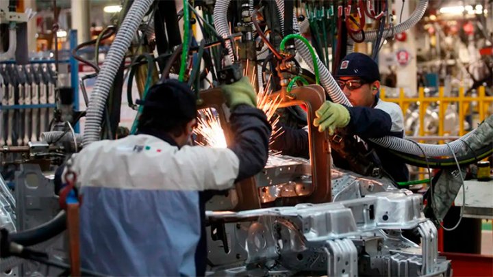 Reforma laboral: esclavitud para trabajadores, rebaja de impuesto a las Ganancias a las empresas