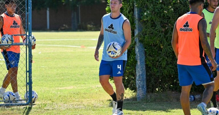 El futbolista de Almagro que busca club por las redes sociales ya tiene ofertas: «Se comunicaron clubes del Federal A y de la B Metro»