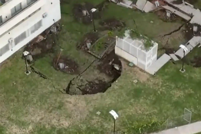 Qué pasó en el derrumbe del estacionamiento de Parque Patricios