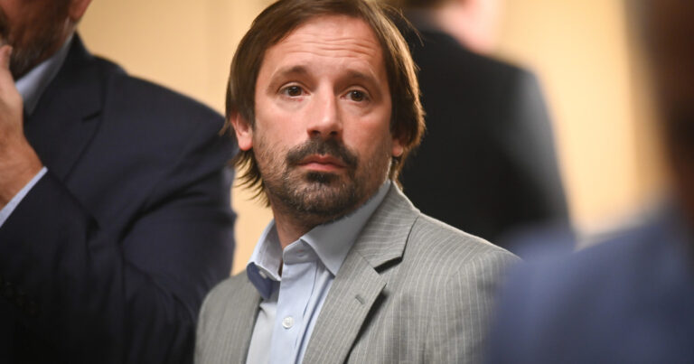 Santiago Viola, la espada legal de Karina con cercanía a Comodoro Py y a los hermanos Lijo