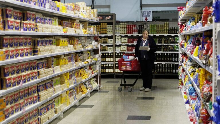 Rosario: estiman que una familia necesita más de $3,5 millones para cubrir gastos del hogar