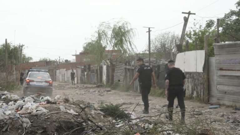 Fijaron nuevas recompensas multimillonarias para atrapar a dos prófugos por homicidio