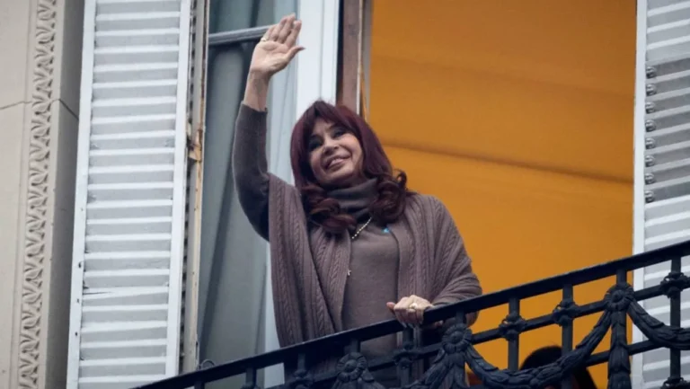 Causa Cuadernos: la Justicia desestimó los pedidos de nulidad y Cristina Kirchner será indagada de manera presencial el próximo martes